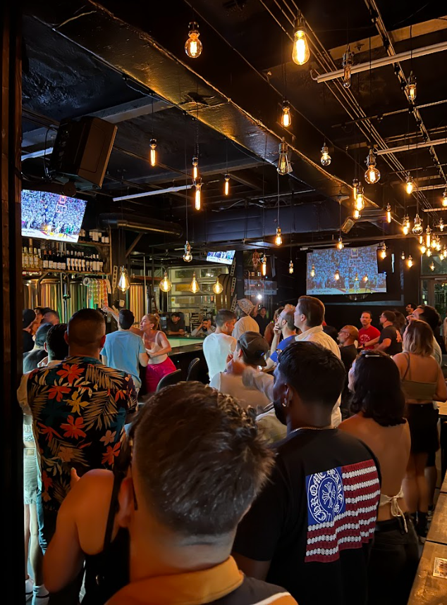 Cervecería con espectáculos en directo en Miami 